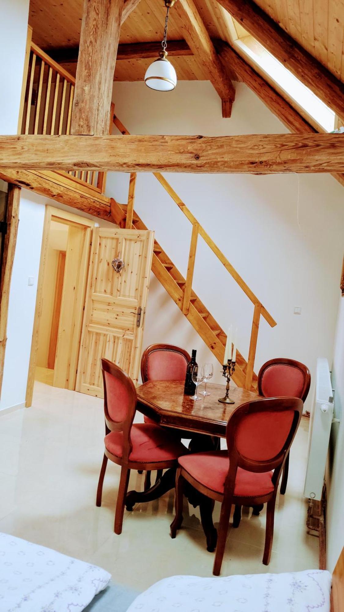 Jilova Tvrz Homestay Rozmberk Nad Vltavou